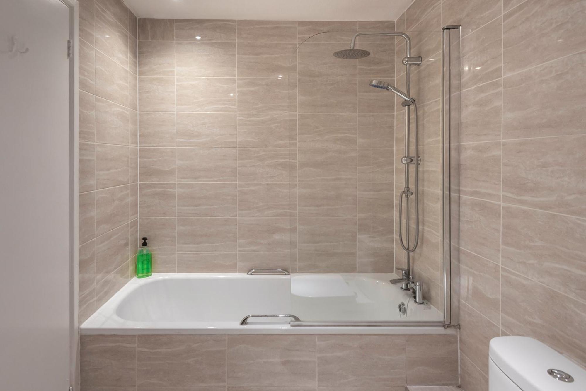 דירות 2 Bed Town House With Garden In Hackney, לונדון מראה חיצוני תמונה