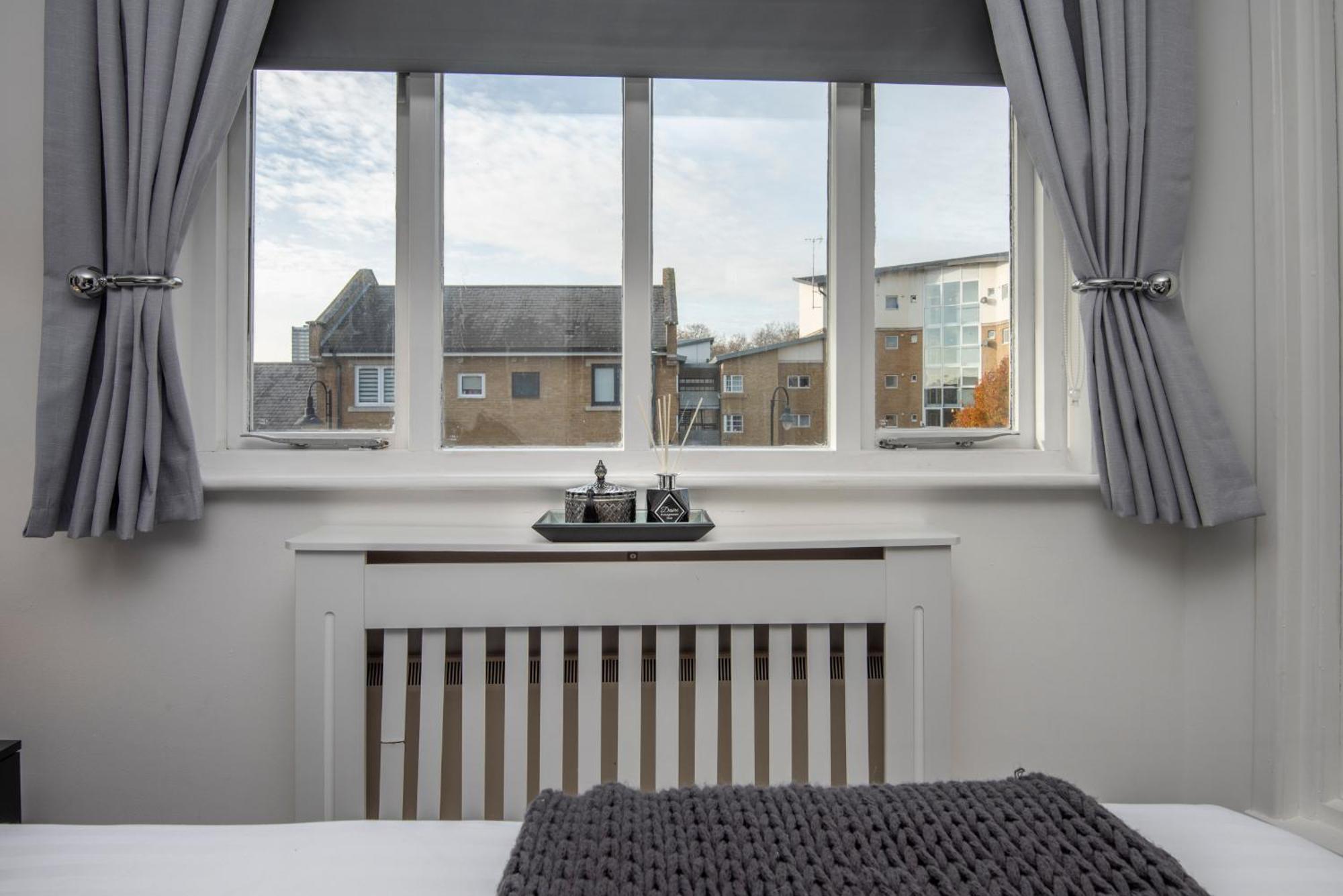 דירות 2 Bed Town House With Garden In Hackney, לונדון מראה חיצוני תמונה
