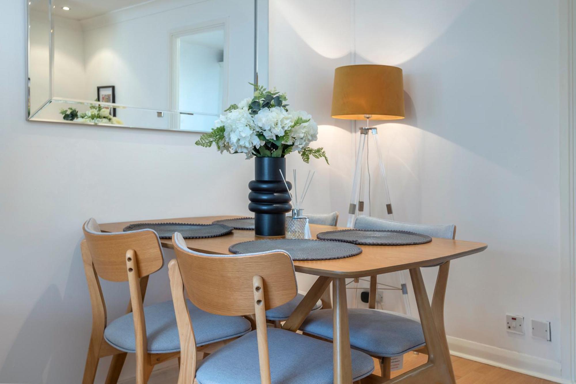 דירות 2 Bed Town House With Garden In Hackney, לונדון מראה חיצוני תמונה